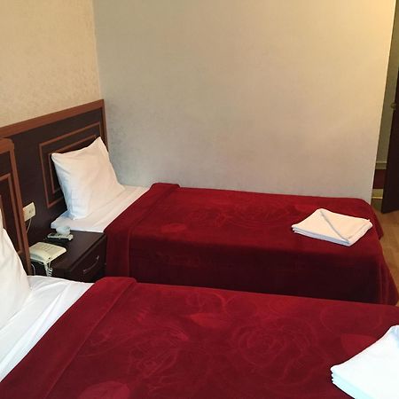 Red White Hotel Istanbul Exterior foto