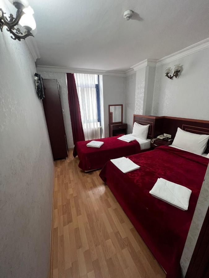 Red White Hotel Istanbul Exterior foto