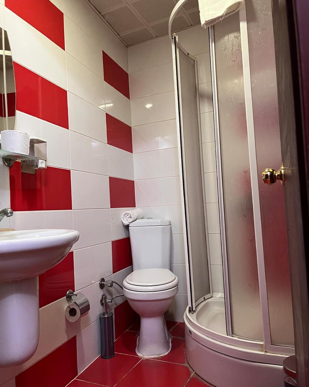 Red White Hotel Istanbul Exterior foto